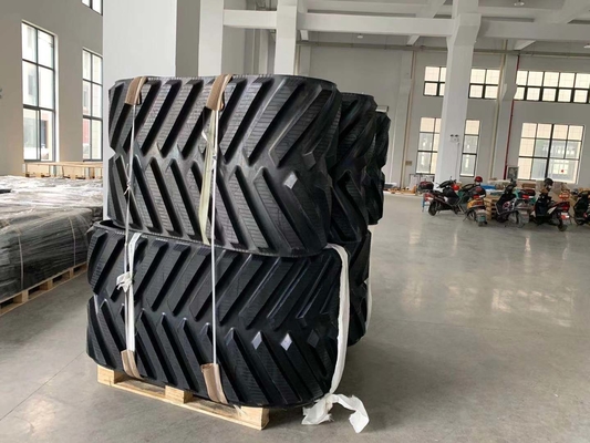 কেস STX কোয়াড্রাক কৃষি কাঁচামাল ট্র্যাক 762x152.4x42 অক্ষীয় প্রবাহ সংমিশ্রণ নিউ হল্যান্ড সিআর সিএক্স কাঁচামাল ট্র্যাক 762x152.4x44