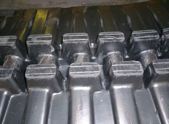 450x71x86 308BSR এক্সক্যাভেটর রাবার ট্র্যাক মোট দৈর্ঘ্য 71x86 6106mm