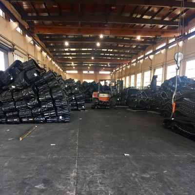 রাবার ট্র্যাক ক্যাটরপিলার 30 &quot;প্রস্থ 762 x 152.4 x 66 ফিট ট্র্যাক্টর চ্যালেঞ্জার MT845 MT865 MT845B MT865B MT845C MT865C MT835C MT835 MT855B MT855 MT875C