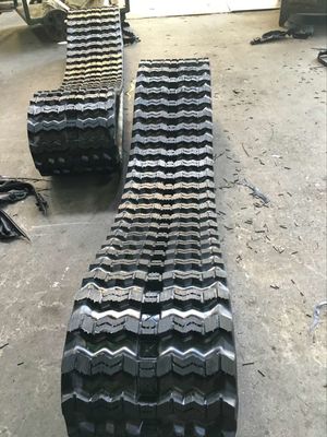 ZZS450X86X55/56 জিগজ্যাগ প্যাটার্ন স্কিড স্টিয়ার লোডার রাবার ট্র্যাক