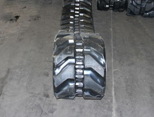 নির্মাণ যন্ত্রপাতি জন্য 400x72.5x76W Excavator রাবার ট্র্যাক