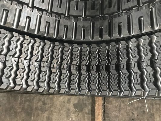 320x86x55/400x86x55/450x86x55 জিগজ্যাগ প্যাটার্ন স্কিড স্টিয়ার লোডার রাবার ট্র্যাক