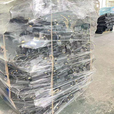 স্নোমোবাইল ট্র্যাক পোোলারিস, আর্কটিক ক্যাট, স্কি-ডু-এর জন্য