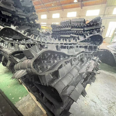 স্নোমোবাইল ট্র্যাক পোোলারিস, আর্কটিক ক্যাট, স্কি-ডু-এর জন্য