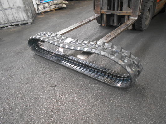 Komatsu PC20UU-এর জন্য জয়েন্ট ফ্রি 250mm প্রস্থ এক্সকাভেটর রাবার ট্র্যাক